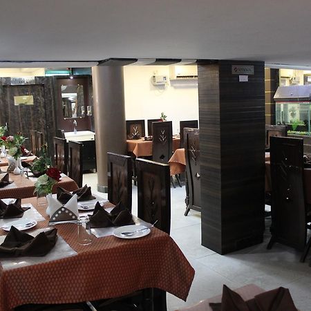Hotel Park Inn By Keymagics Varanasi Exterior foto